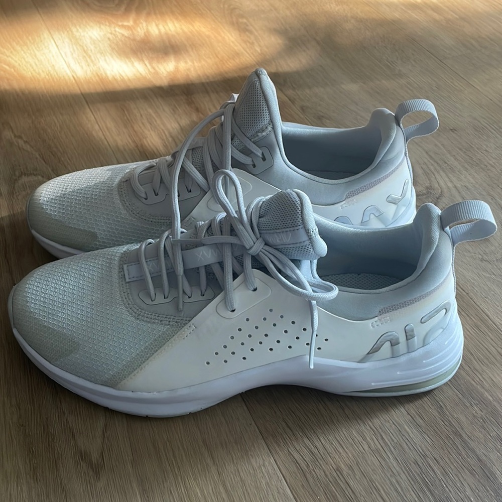 Wmns Air Max Bella TR 3 'Pure Platinum